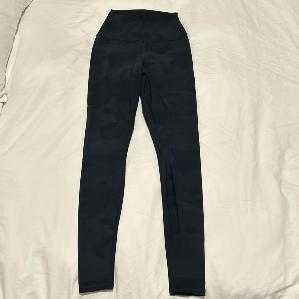 ALO women’s leggings